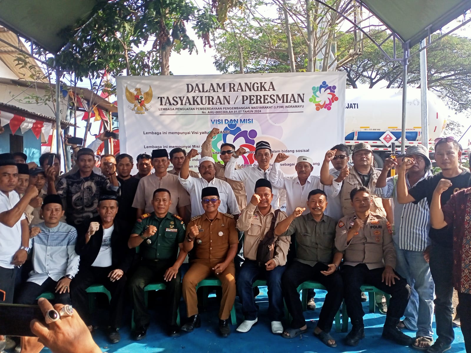 Camat Juntinyuat Hadiri dan Resmikan LP3M