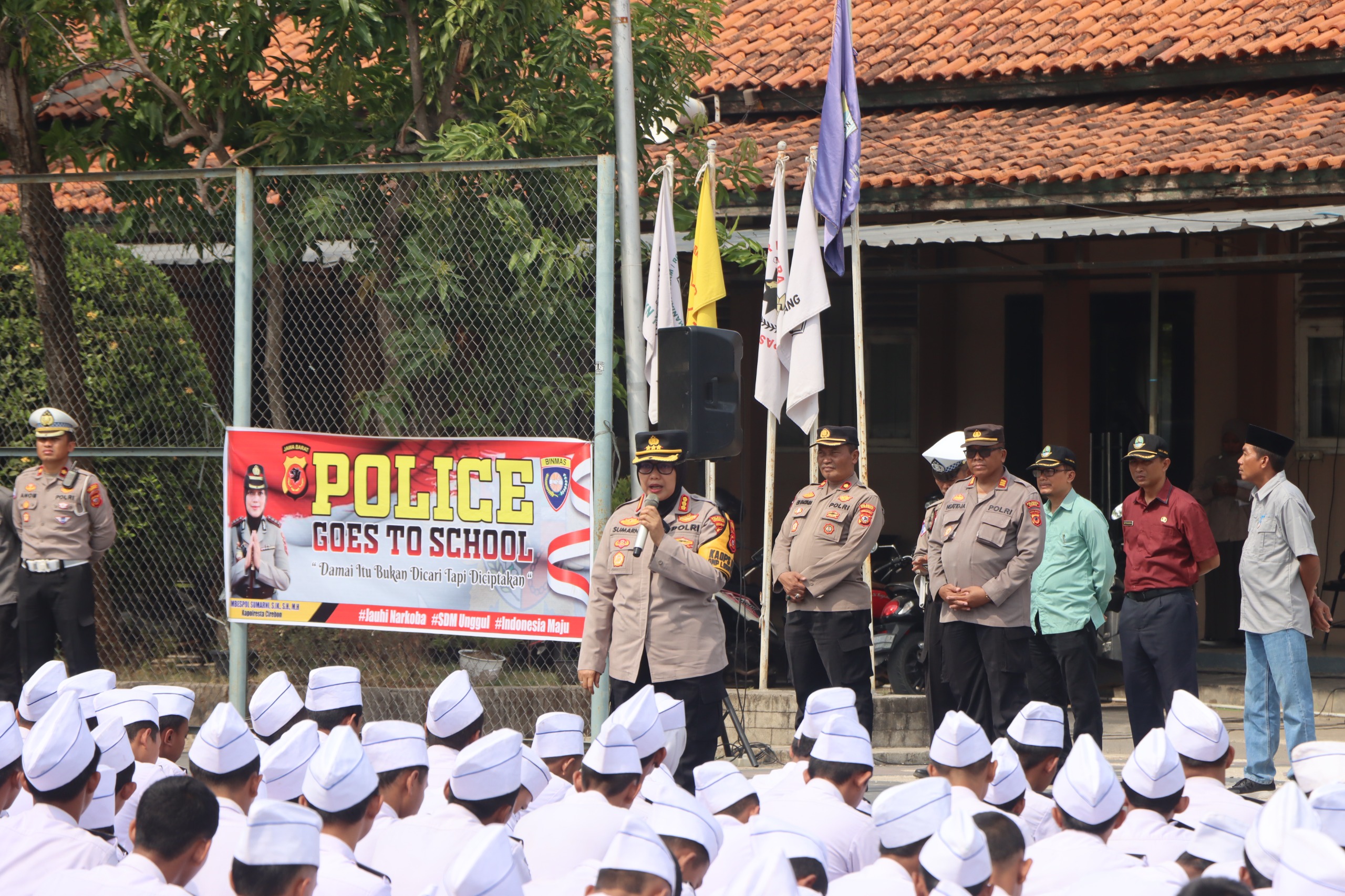 Polresta Cirebon Gelar Police Goes To SMKN 1 Jamblang