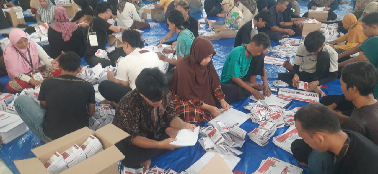 Komisi Pemilihan Umum (KPU) Kabupaten Indramayu Telah Tuntaskan Masalah Ratusan Surat Suara Yang Rusak