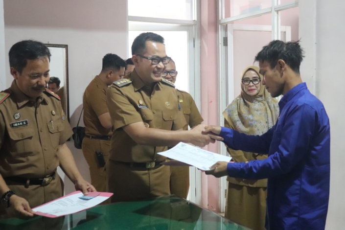 Pj Bupati Cirebon Soroti Optimalisasi IKD dan Ketersediaan Blanko KTP