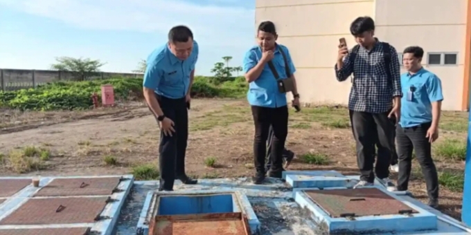 Pjs Dirut Perumdam TDA Tinjau Stok Air di RSUD Krangkeng